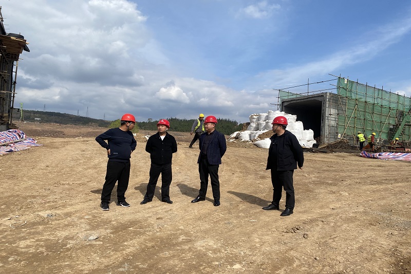 拼經(jīng)濟(jì)，比發(fā)展②┃范文偉督戰(zhàn)在建項(xiàng)目