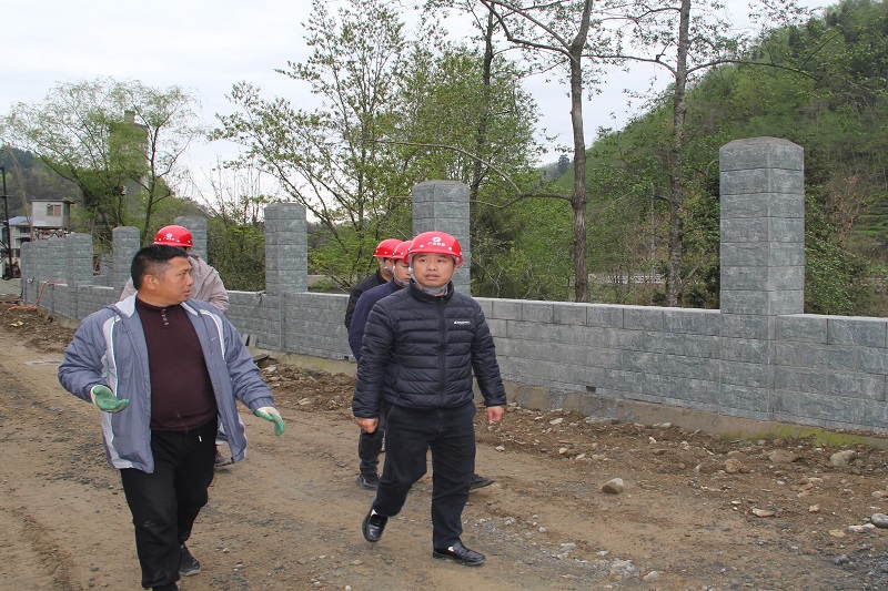 拼經(jīng)濟(jì)，比發(fā)展④┃范文偉進(jìn)行節(jié)前檢查