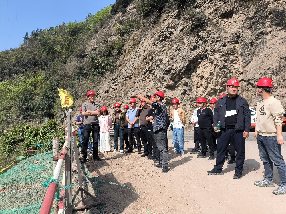 以學(xué)促進(jìn)，向新而行｜路橋集團(tuán)組織開(kāi)展項(xiàng)目亮點(diǎn)技術(shù)交流研討活動(dòng)