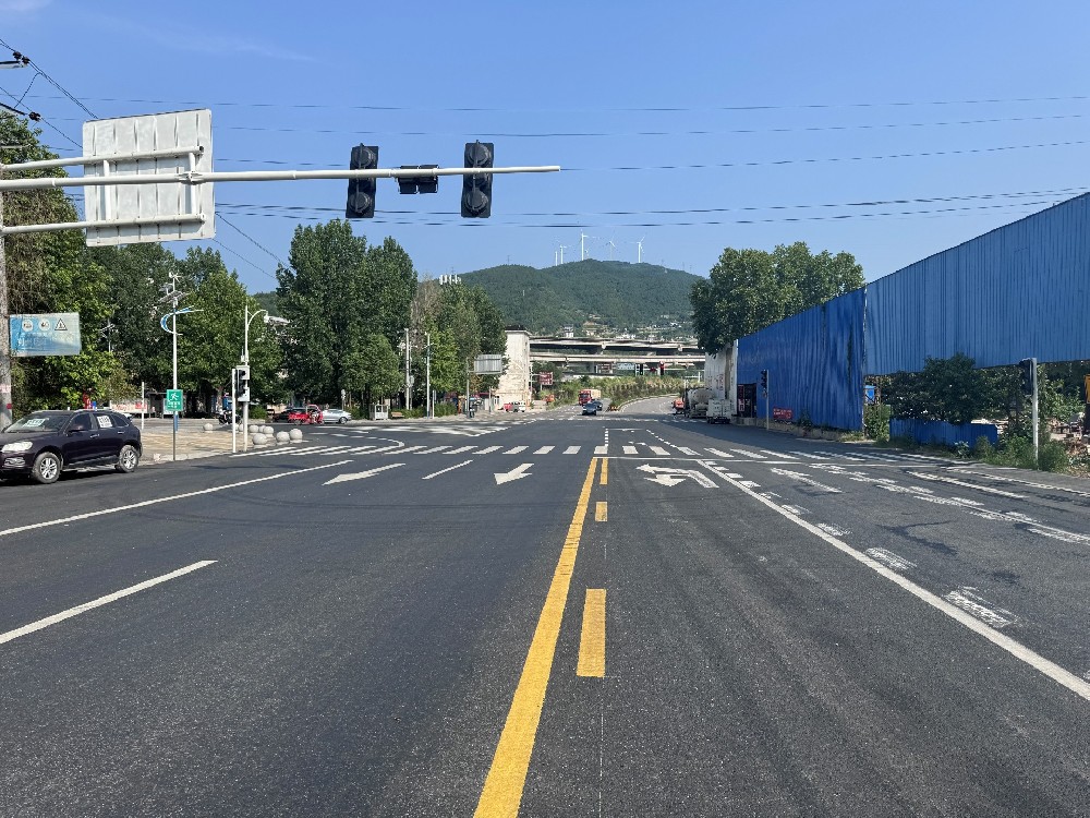 破舊立新！這段路取得新進(jìn)展